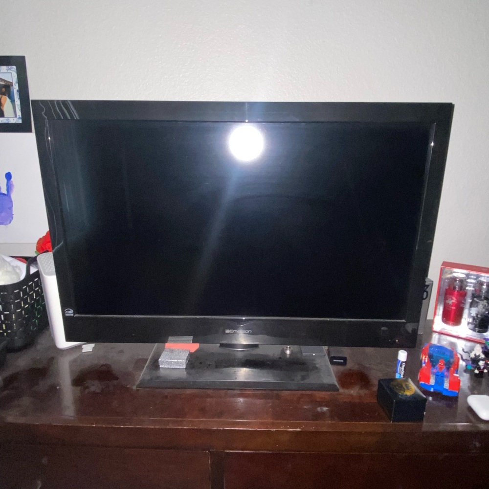 Emerson TV